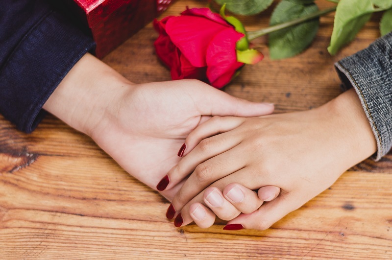 Essential Care Tips to Extend Your Poinsettia's Bloom